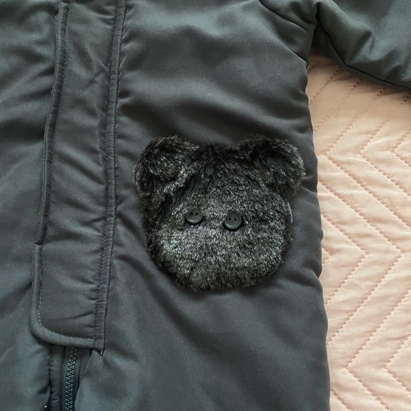 Snowsuit - Picture 3 of 5